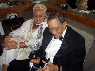 The octogenarian jazz vocalist, James Victor Scott, "Little" Jimmy Scott appearing at the Iridium Jazz Club in New York City on September 4, 2004. James Victor Scott with his wife Jeanie Scott |Source=[http://www.flickr.com/photos/professorbop/900254815/in/set-72157600981339682/ JAZZ: Jimmy Scott